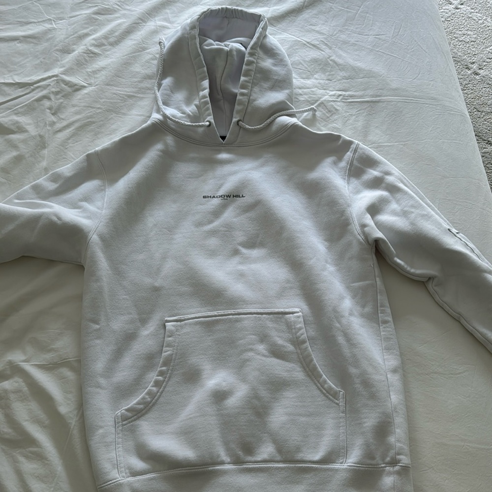 Shadow hill size small sweatshirt